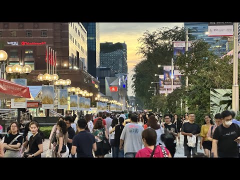 Orchard Road Walking Tour | Discovering Singapore's Iconic Shopping and Entertainment District!
